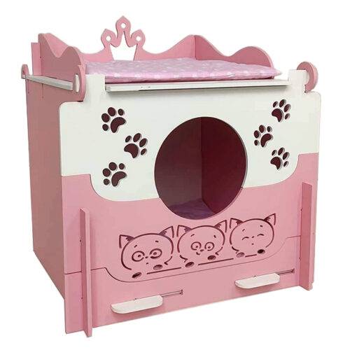 Дуже великий будиночок біло-рожевий