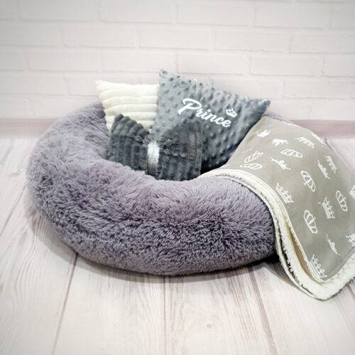 Round gray fur bed with a diameter of 58 cm + blanket
