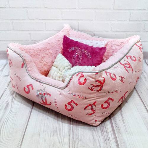 Bed for dogs and cats 52*52 cm pink with pattern