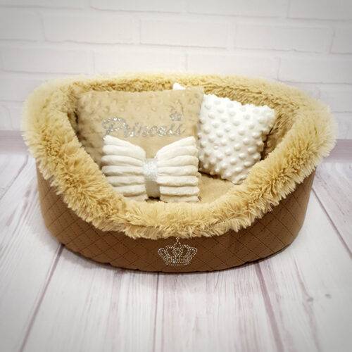 Oval bed with brown fur in various sizes
