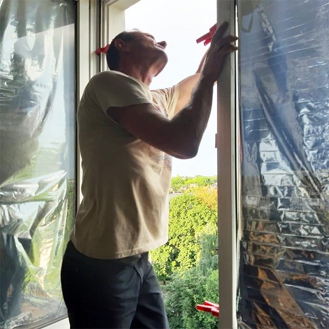 Сетка-антикошка на окна с антимоскитным эффектом antykishka2